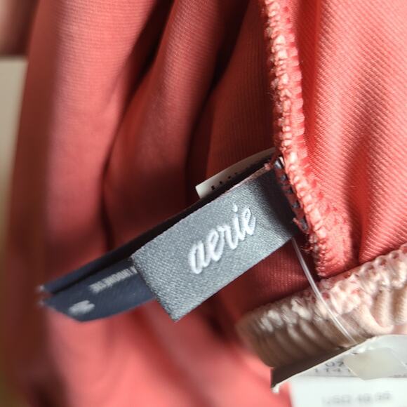 NWT Aerie One Piece Swimsuit Pale Pink Textured Ribbed Halter Neck Size M - Picture 5 of 15